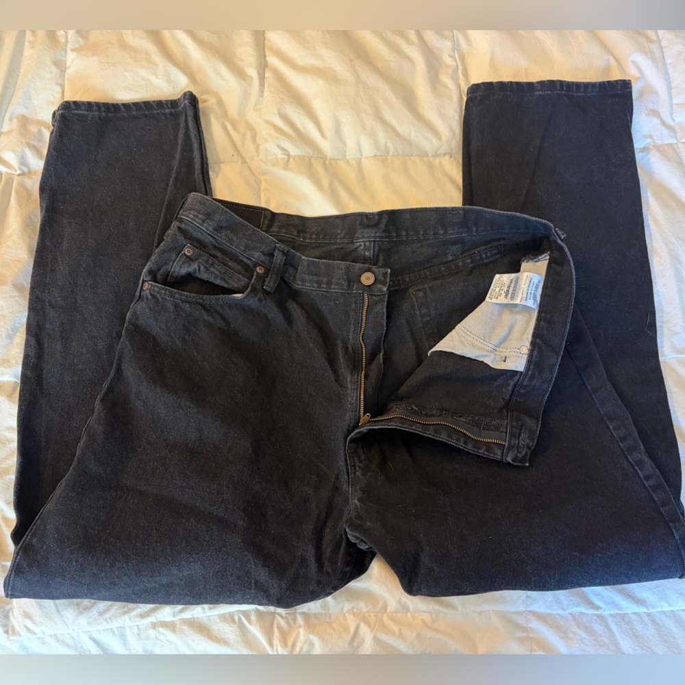 Men’s Wrangler Black Straight Leg Jeans 40 x 32